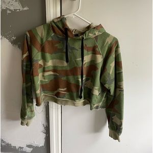 forever 21 cropped sweatshirt